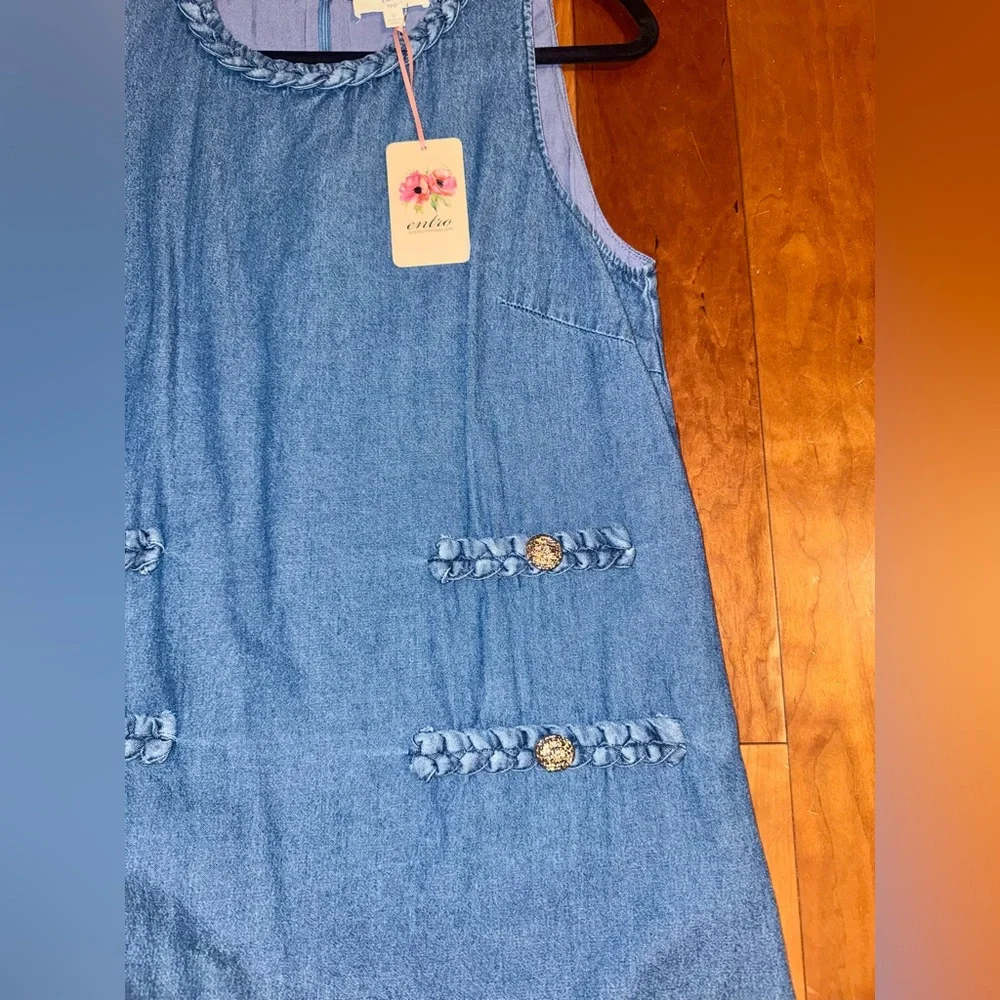 Entro Sleeveless Blue Denim Mini Dress with Decorative Gold Buttons - Picture 5 of 10
